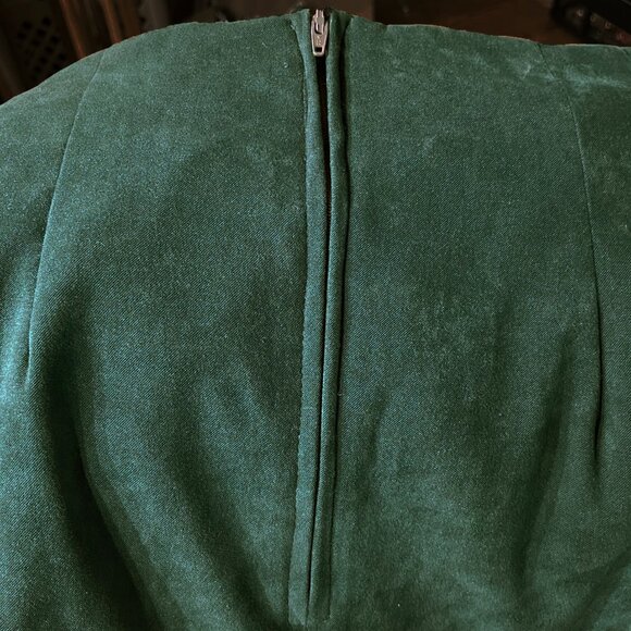 EUC Vintage Faux Suede Midi Pencil Skirt Forest Green Medium fit - Picture 4 of 5
